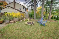 Ann Arbor Home w/ Deck, 2 Mi to Michigan Stadium! - Homestays