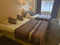 Parkside International Hotel