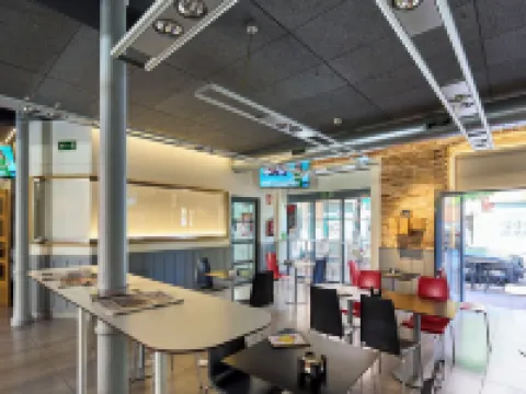 The Book Factory Hostel Hotels in Campina del Pisuerga