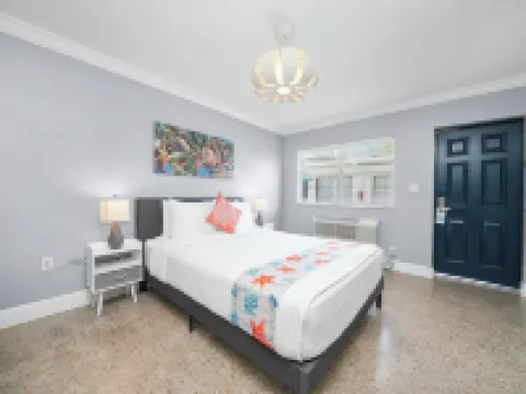 ฮอลลีวูด บีช สวีทส์ โรงแรมในฮอลลีวูด