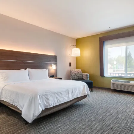 Holiday Inn Express & Suites BANNING by IHG