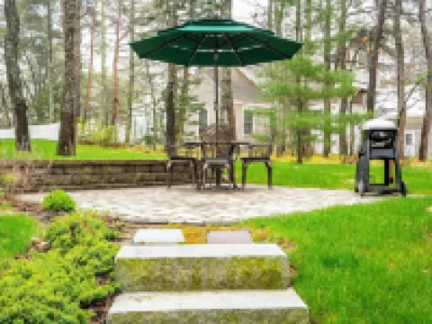 Beachside - Oceanside - Walk Onto the Beach! Hotels in Saco