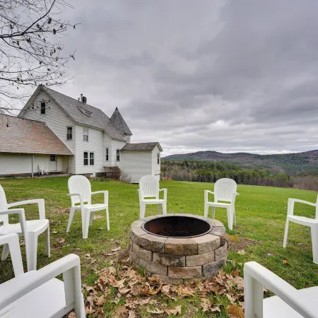 17-Acre Vermont Escape w/ Panoramic Mountain Views
