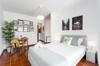 GuestReady - Portrait with a view Hotels in Porto