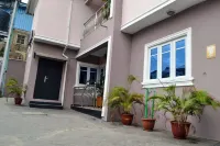 Experience elegant  and comfort in our 2-Bedroom Apartment. Hotels in Agege