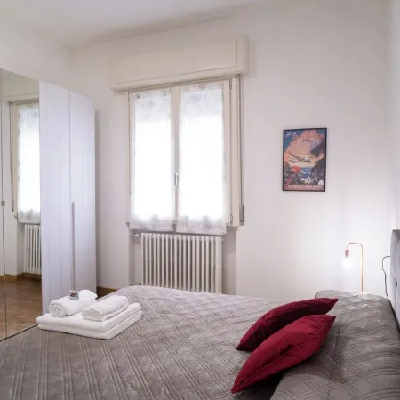 Charming Two-Bedroom Apartment in Downtown Cremona