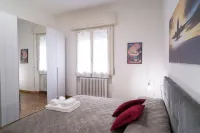 Charming Two-Bedroom Apartment in Downtown Cremona