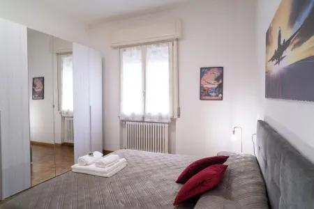 Charming Two-Bedroom Apartment in Downtown Cremona