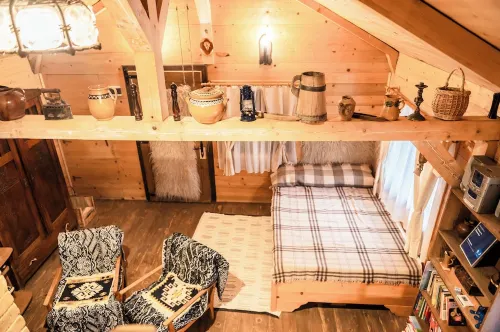 Charming 2-bedroom house with WiFi in Campulung Moldovenesc Hotels in Municipiul Campulung Moldovenesc