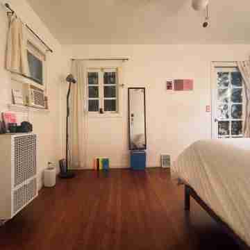 Charming private house in the heart of Echo Park, surrounded by beautiful nature Rooms