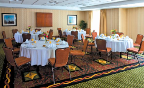 Hilton Garden Inn Melville