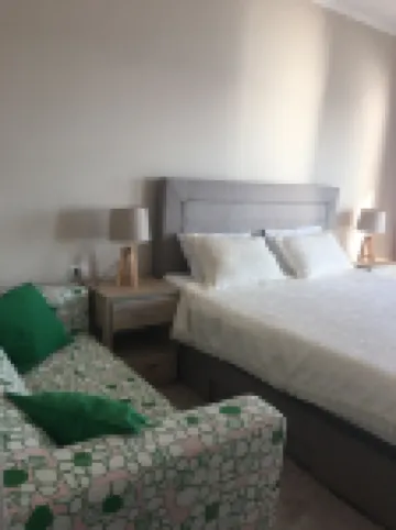 Cozy apartment with the gorgeous sea view, pool and private beach Hotels in 