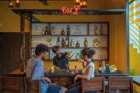 The Social Stays Goa, Morjim Formerly ArtBuzz - bar