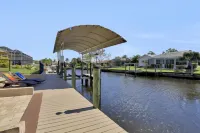 Gorgeous 3/3 Pool Home on Canal w/ Direct Gulf Access. You Will Love Paradise!!