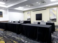 Doubletree by Hilton Sulphur Lake Charles Hotels in Calcasieu Parish