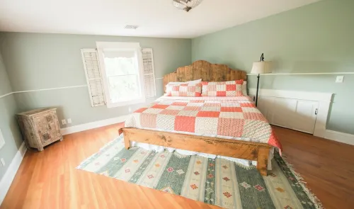 Charming Nature Valley Farmhouse on 53 private acres with lake view