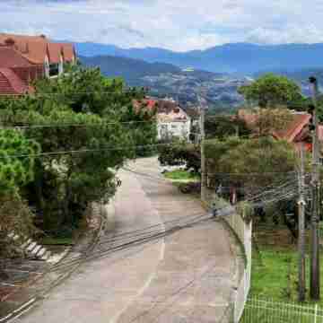 Cozy 1-Bedroom Building in Marvelous Baguio with WiFi. 5.4K ft above sea level. Others