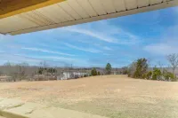 Deer Lake Lodge on 700 Wooded Acres in Dayton! - WiFi