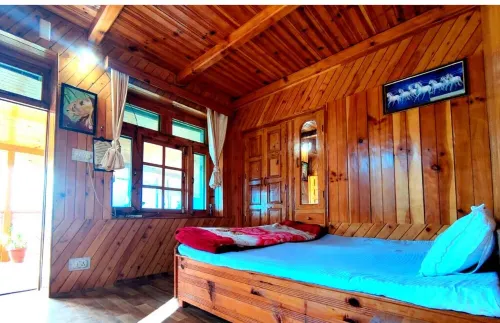 Willow Way - A Dream Wooden Cottage in Himalayas