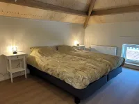 Atmospheric haystack in the Green Heart. Các khách sạn ở Alphen aan den Rijn