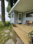 Sunset Serenity: Charming 2-bedroom cottage on picturesque Lake Ontario Hotels in Scriba