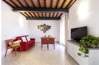 Ripadoro The Courts of Rivalto Hotel a Chianni