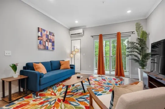 Charming 2-bedroom apartment with AC, WiFi in welcoming Port Wentworth