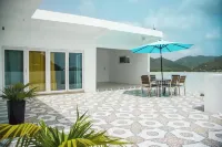 Spacious 4-bedroom  villa with AC and a Panoramic view on The ocean. Hotels in Swetes