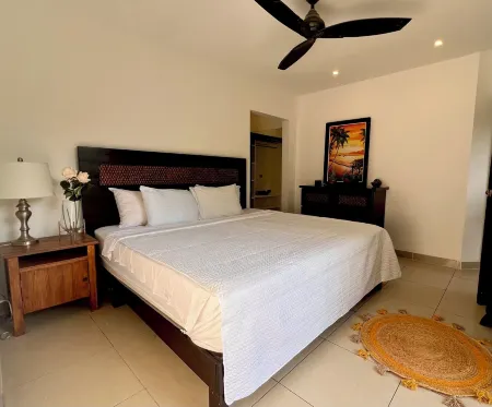 Tranquil 2-bedroom villa in Manuel Antonio with WiFi private pool and AC