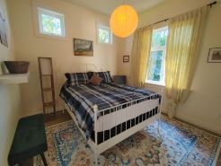 Spruce Suite - Beach and Vineyard steps away!