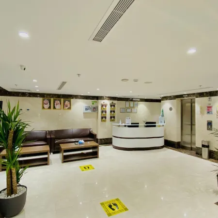 ITLALAT UHUD HOTEL Отели рядом с достопримечательностью «Гора Ухуд»