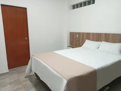 Apartamento matrimonial céntrico a todo y a diez minutos de la plaza de armas. Отели в г. 
