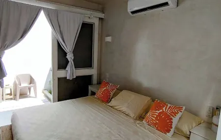 Casita Buena Onda - with pool Отели в г. Troncones