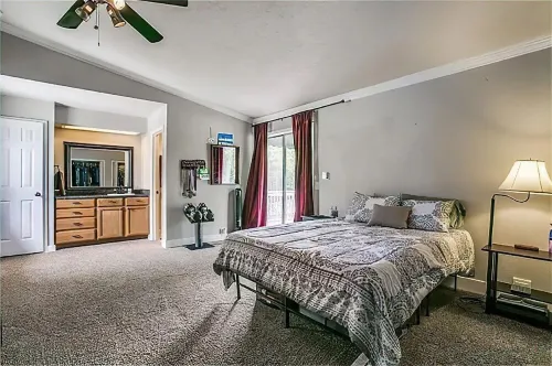 Cozy, Convenient Townhome Living