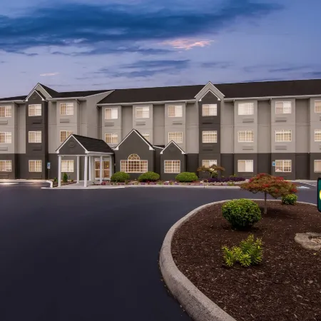 Quality Inn & Suites I-81 Exit 7