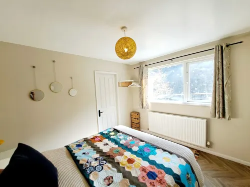 The Hoot - a gorgeous & secluded cabin on private wildlife reserve Hotels in Tiverton