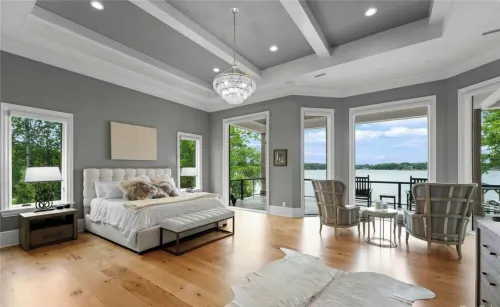 Exquisite New build on LN with over 295 ft of water frontage on a private street Hotels in Westport