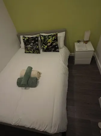 Elegant Apartment for both business and leisure travellers! Fully furnished