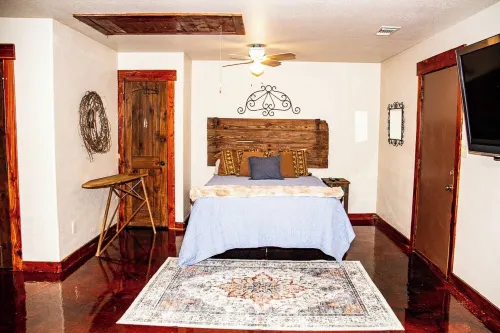 RanchWater Lodge In Granbury Texas