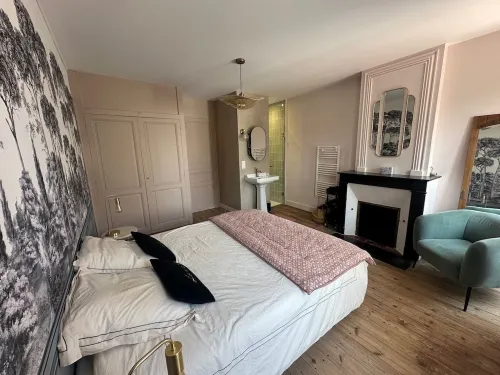 Family villa near the ocean, sleeps 10, pets welcome!