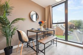 The Artiest Suite - Perfect for exploring Birmingham City centre!