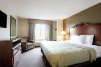 Copley Inn & Suites by OYO Akron Oh Hotels near JCPenney