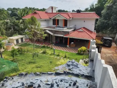 Pavithram 2426 NAZI附近的飯店