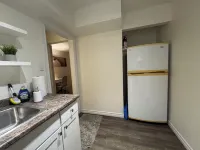 Charming 1-bedroom home near Lakeview Park & Beach Hotel di Oshawa