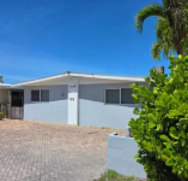 Best Location in Marathon & Kcb at Seahorse Landing! Hotels in Key Colony Beach