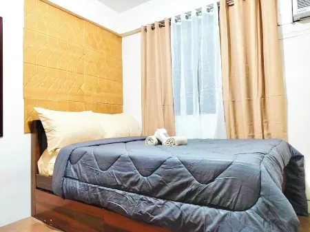 Belthena Suite Las Pinas Отели рядом с достопримечательностью «University of Perpetual Help System DALTA, Las Piñas Campus»