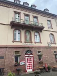 Charming studio with AC, balcony and view of the Castle - Walk to Everything.