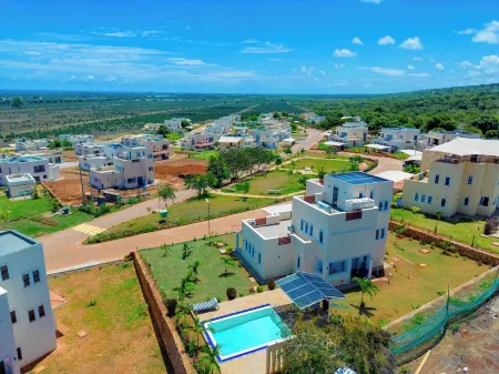 4-bedroom villa in enchanting Pazuri in Kilifi County with AC, WiFi