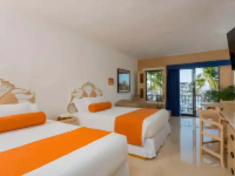 Flamingo Vallarta Hotel & Marina ホテル プエルト・バヤルタのホテル