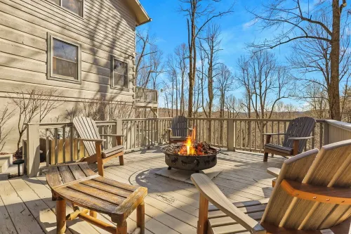 On Highland Time - Newly Renovated Cabin Close to Tweetsie Railroad - Chalets